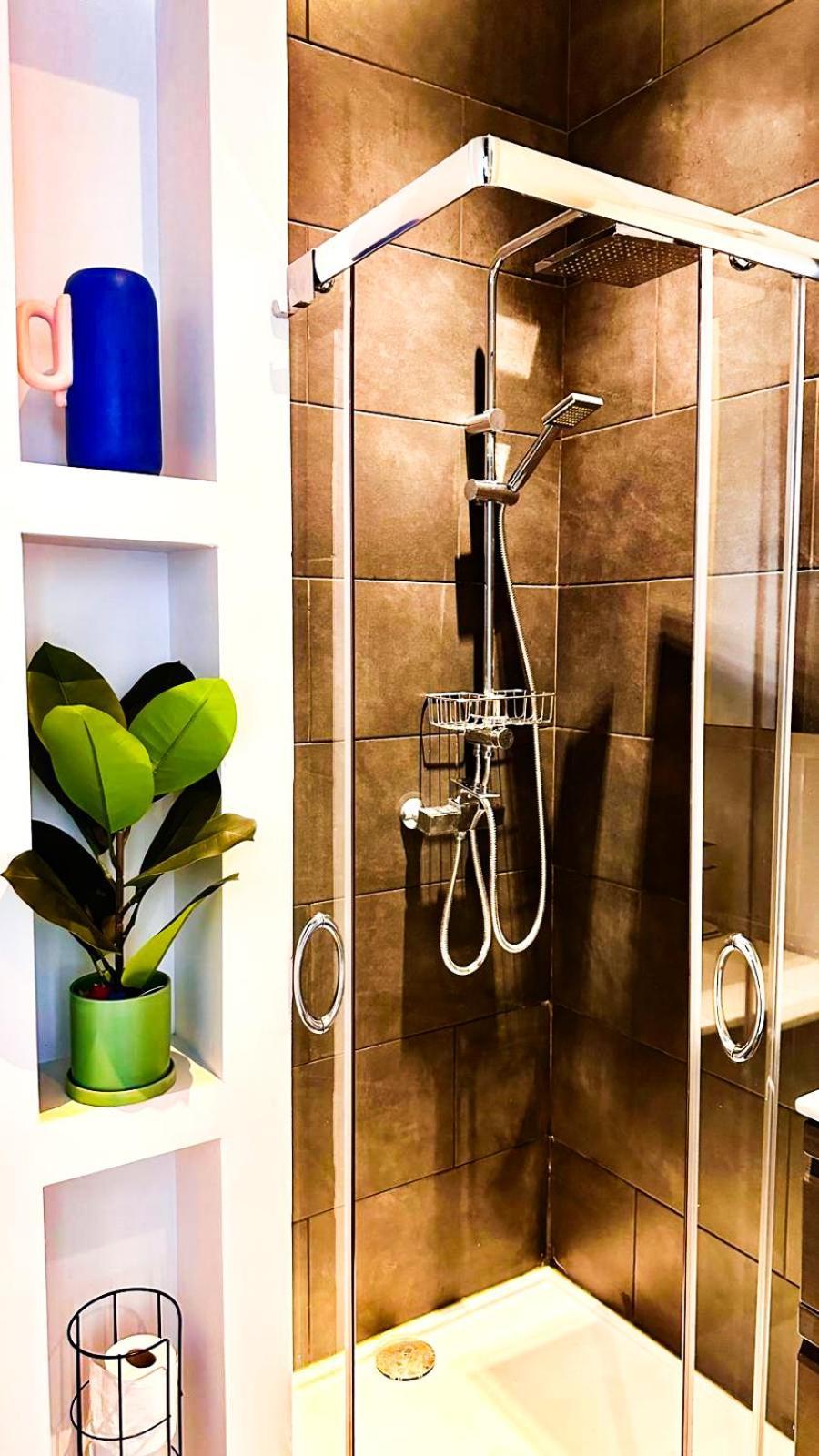 Bauhaus Suites Антверпен Екстериор снимка
